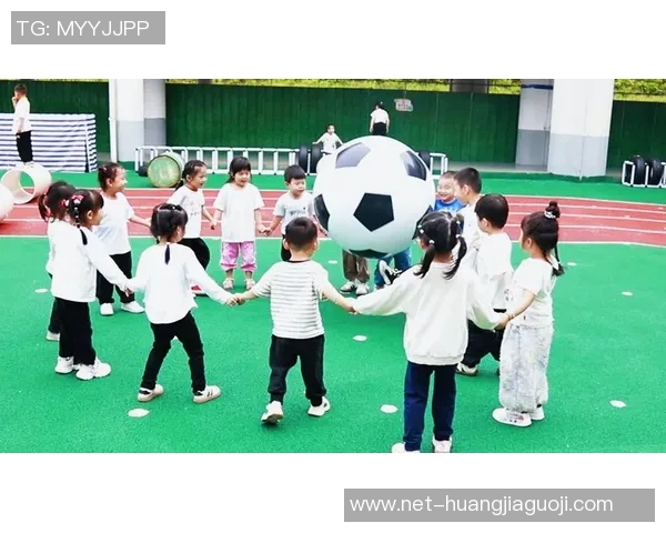 东莞足球培训助力青少年成长提升技艺与团队合作精神 东莞足球培训助力青少年成长提升技艺与团队合作精神